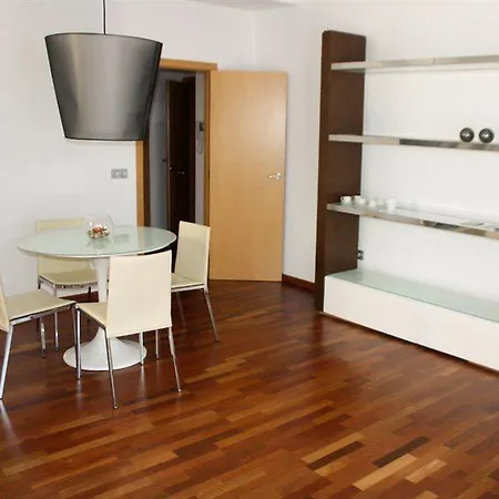 Happy Apartment *