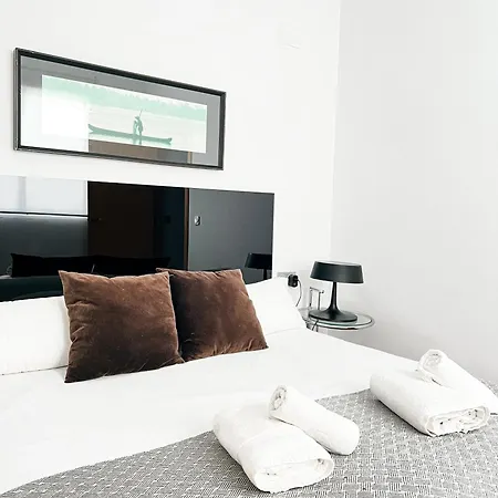 Happy Apartment *